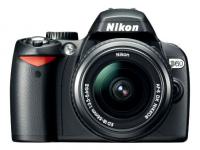 Nikon D60 + AF-S DX NIKKOR 18-55 mm II